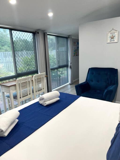 The Villas - Hervey Bay - 2 Separate Villas 우란간 외부 사진