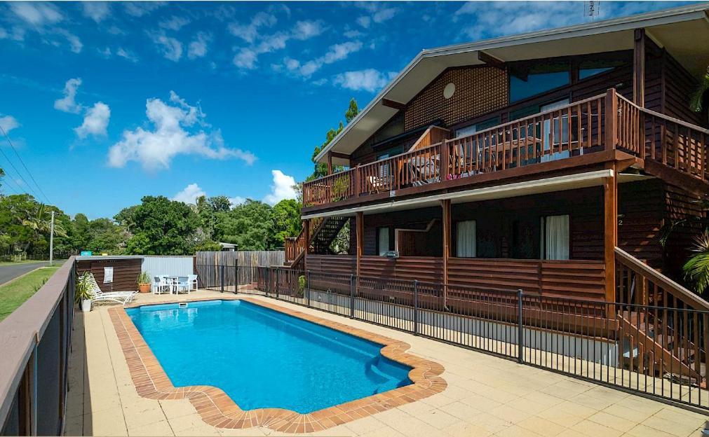 The Villas - Hervey Bay - 2 Separate Villas 우란간 외부 사진